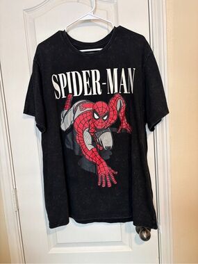 Marvel Spider-Man Tee in Black with Red Graphic